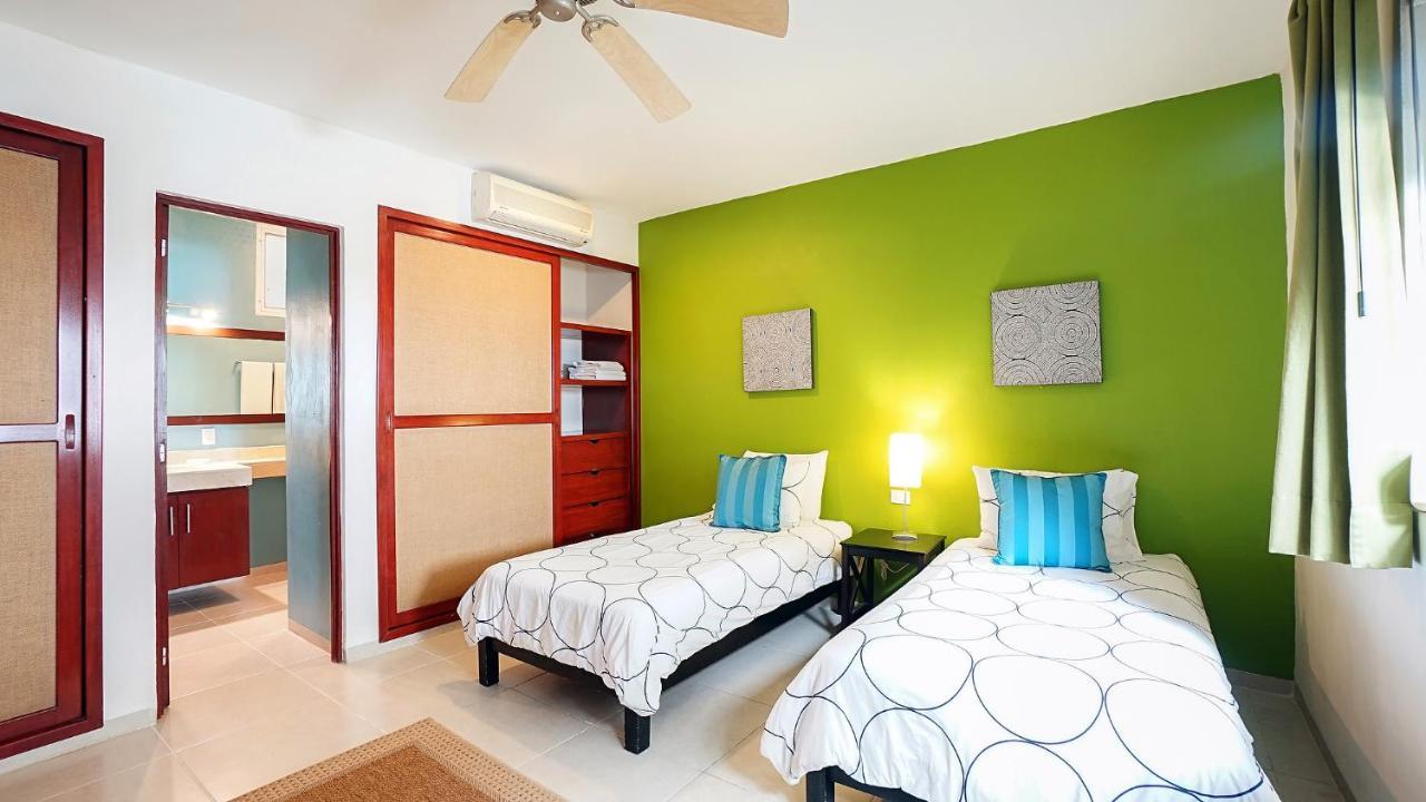Meridian Downtown Apartments Playa del Carmen Exteriör bild