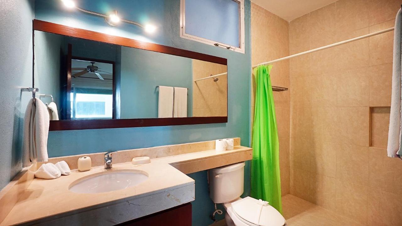 Meridian Downtown Apartments Playa del Carmen Exteriör bild